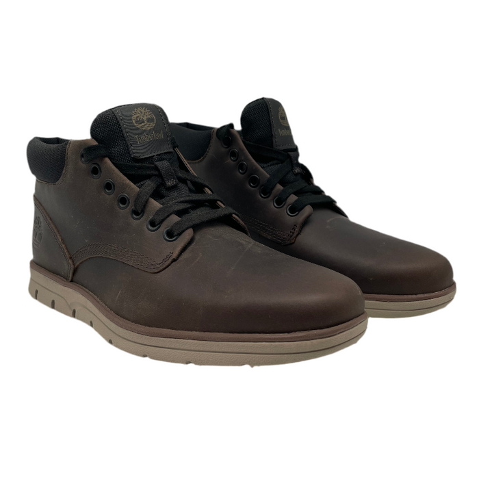 Bradstreet Chukka