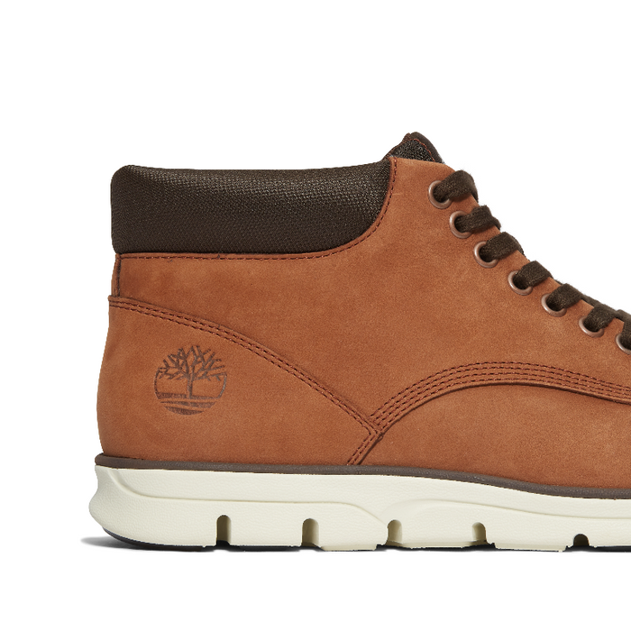 Bradstreet Lace Up Chukka