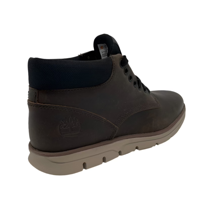 Bradstreet Chukka