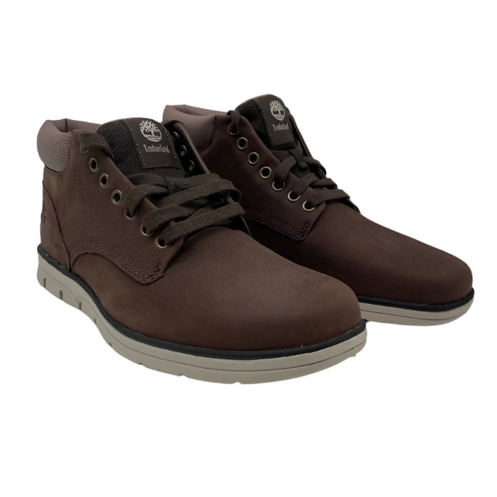 Bradstreet Chukka