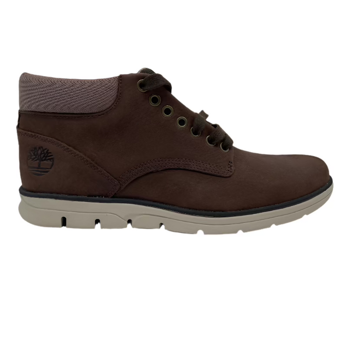 Bradstreet Chukka