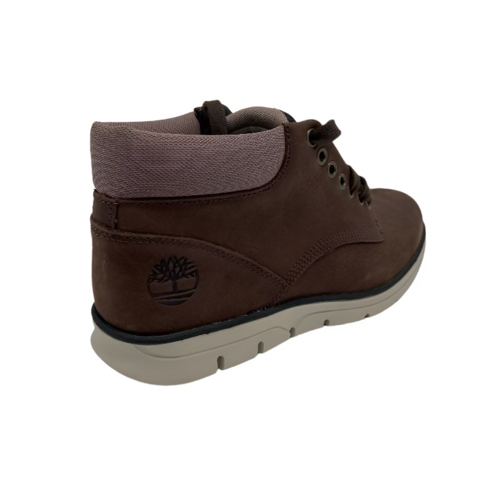 Bradstreet Chukka