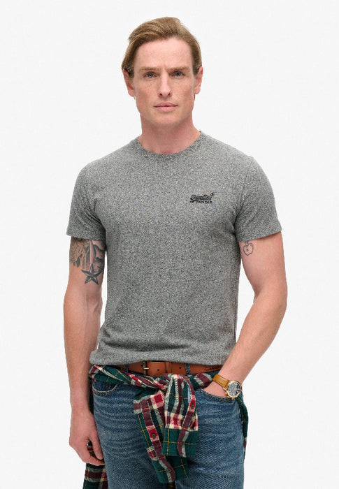 Essential Logo T-Shirt