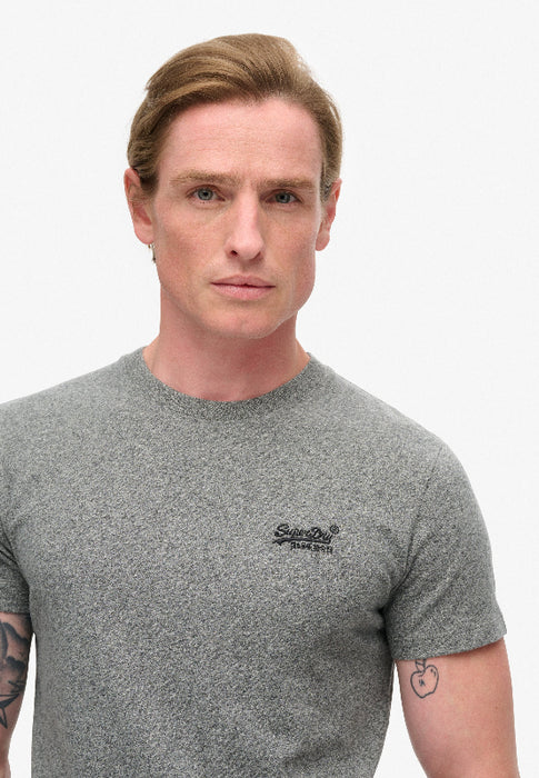 Essential Logo T-Shirt
