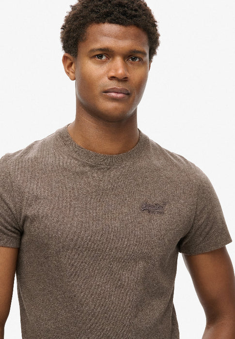 Essential Logo T-Shirt