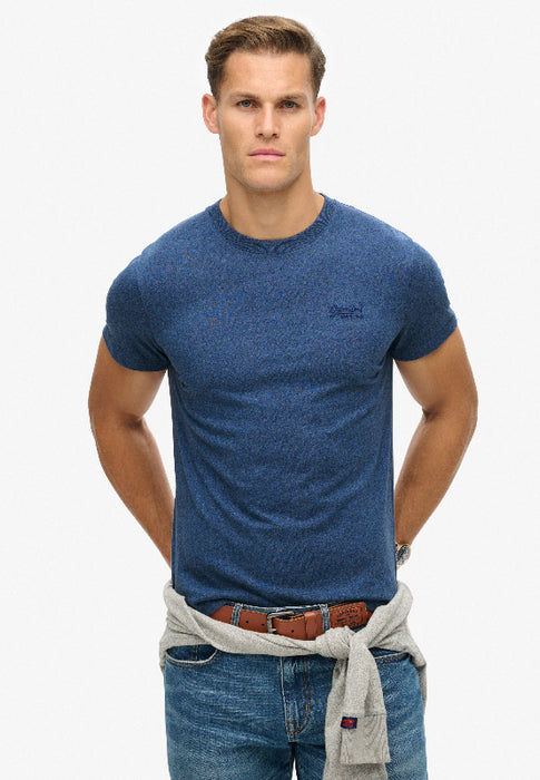 Essential Logo T-Shirt