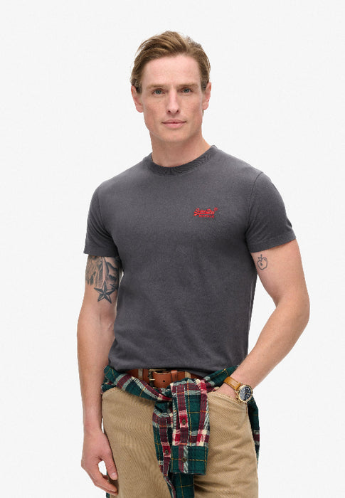 Essential Logo T-Shirt