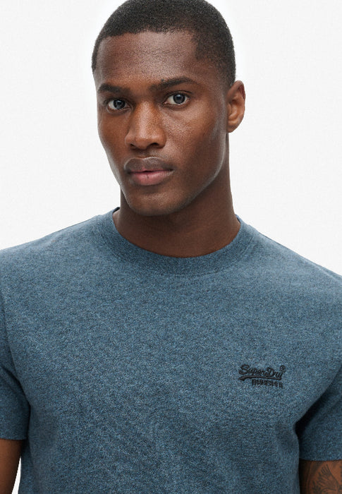Essential Logo T-Shirt