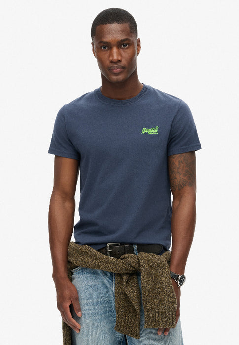 Essential Logo T-Shirt