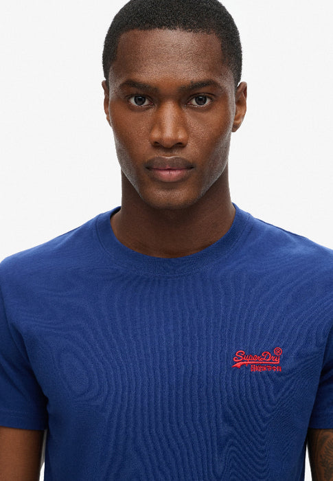 Essential Logo T-Shirt