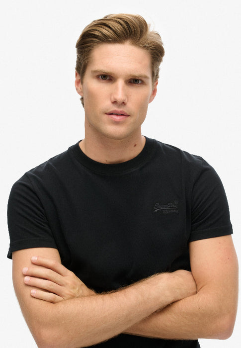 Essential Logo T-Shirt
