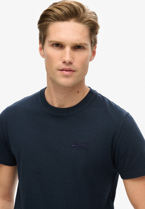 Essential Logo T-Shirt