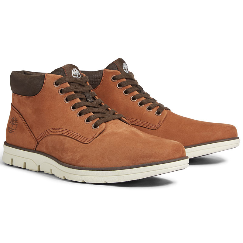 Bradstreet Lace Up Chukka