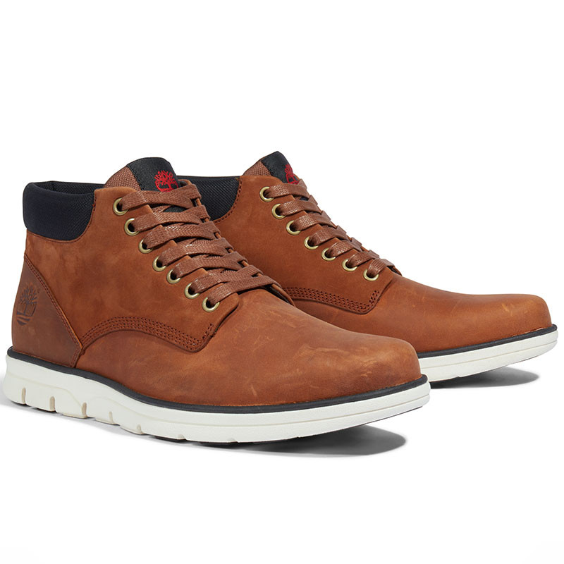 Bradstreet Chukka